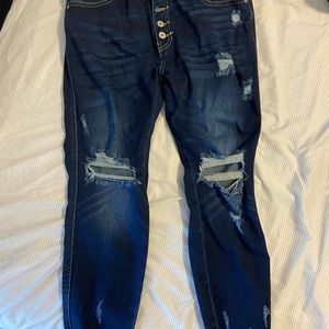 KanCan skinny jeans distressed